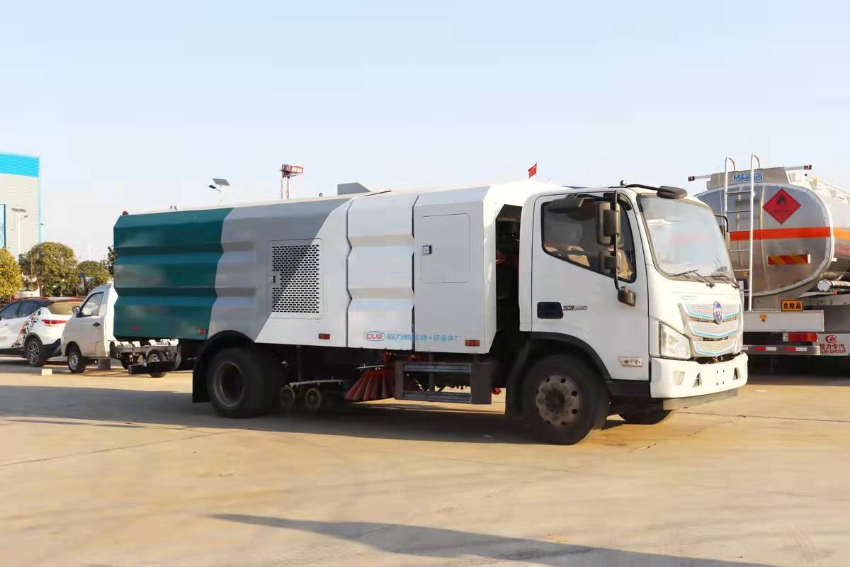 福田欧马可纯电动洗扫车