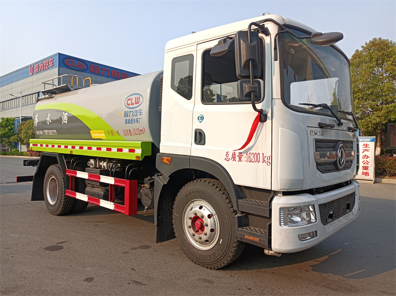 东风D9新款10-12吨洒水车--国六系列