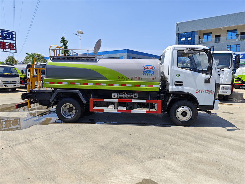 国六东风小福瑞卡 5吨 洒水车