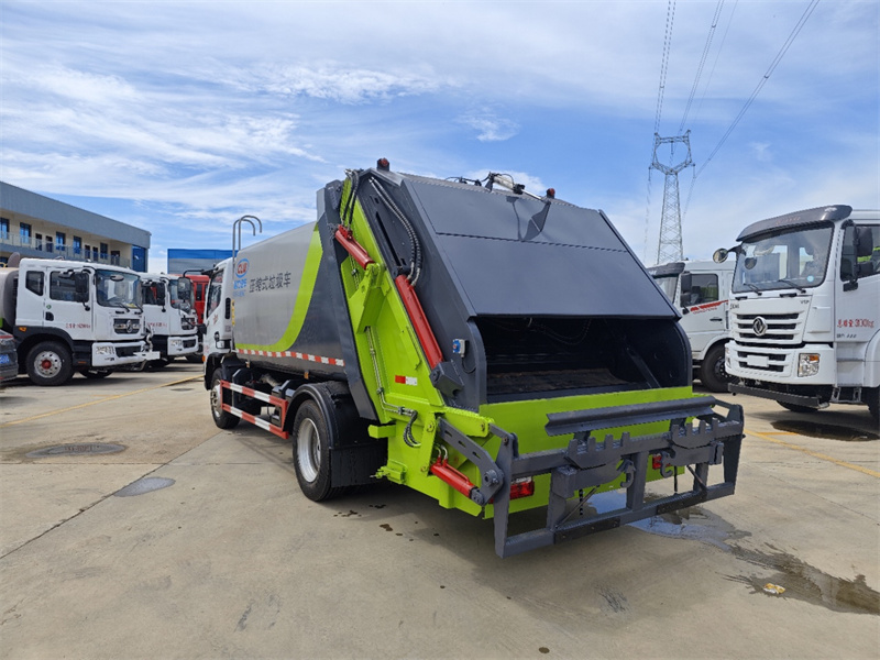 湖北 国六9立方东风多利卡D7 压缩垃圾车