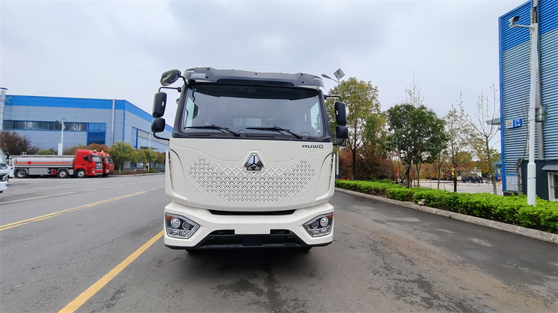 湖北程力豪沃18方压缩垃圾车