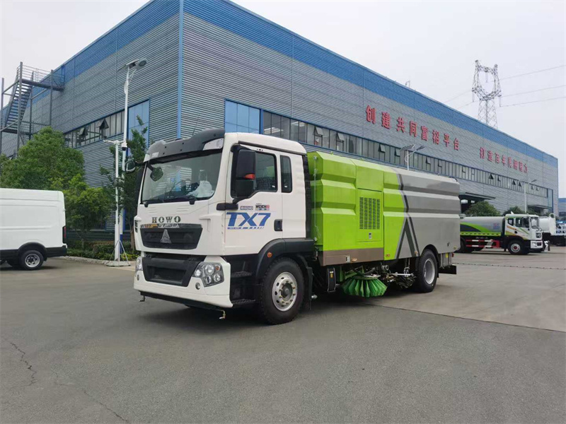 湖北程力重汽豪沃TX洗扫车（16方）
