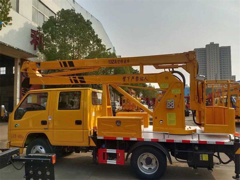 江铃顺达13米高空作业车